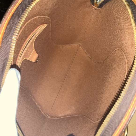 Louis Vuitton LV Monogram Ellipse PM - Picture 10 of 16